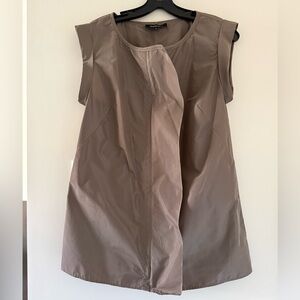 Lafayette 148 Taupe Zip Up Cap Sleeve Top - Size 6